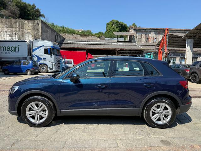 AUDI Q3 35 TDI S tronic Business