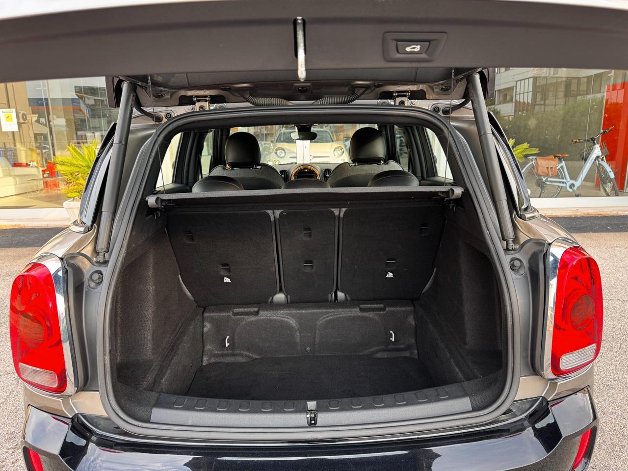 Mini Cooper D Countryman 2.0 Business Automatica
