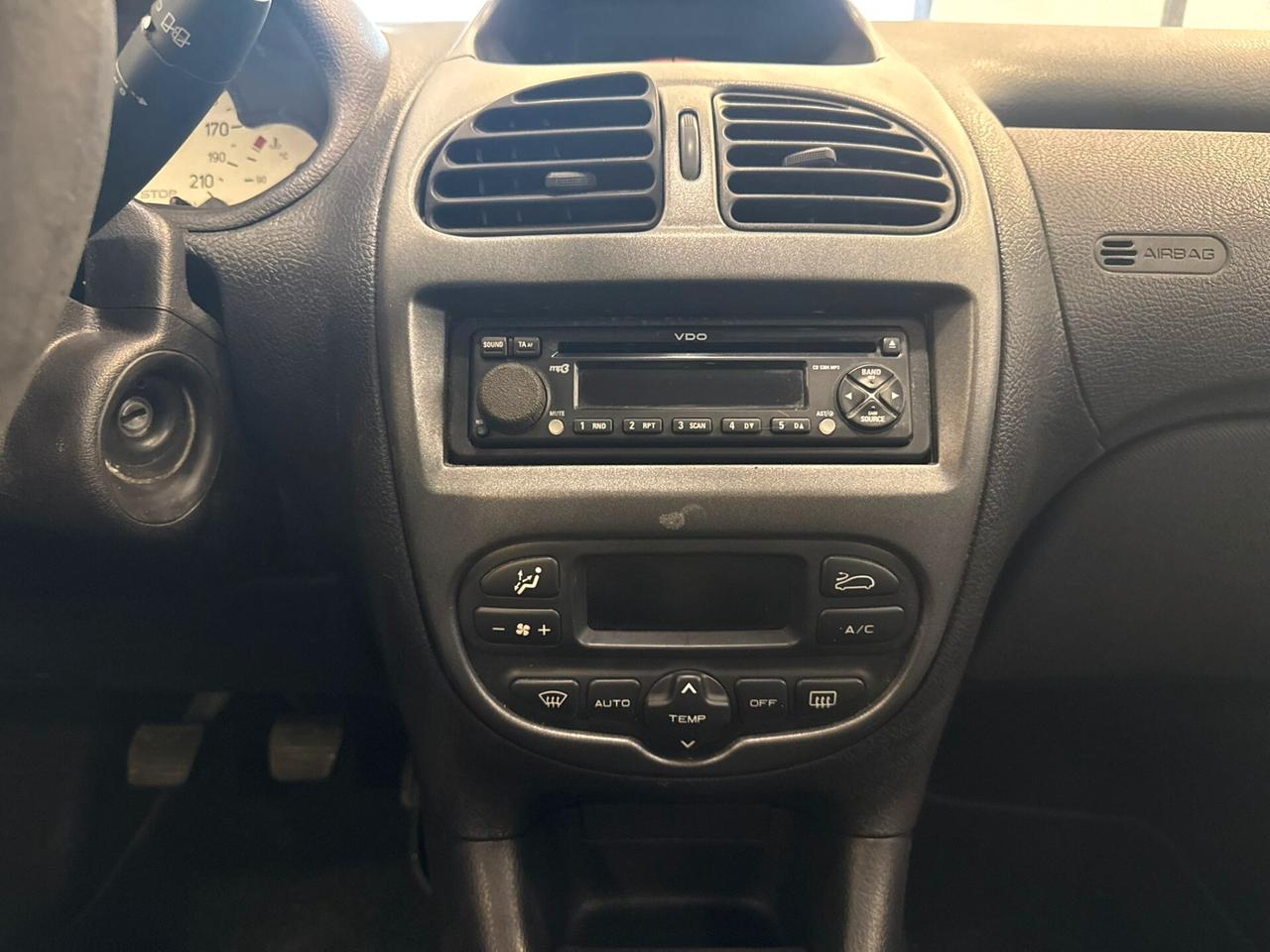 Peugeot 206 1.4 HDi 5p. Sweet Years