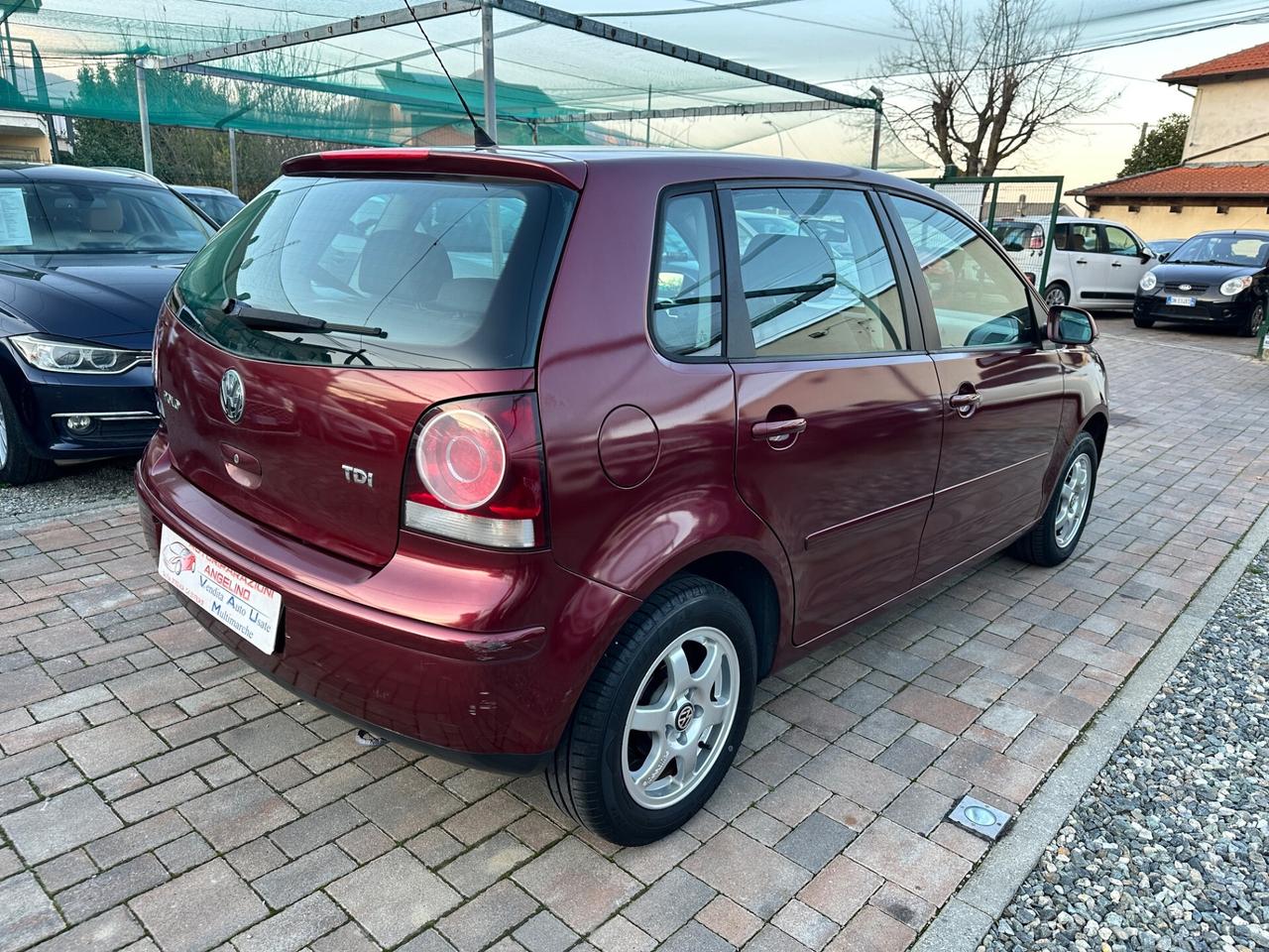 Volkswagen Polo 1.4/69CV TDI 5p. Sportline