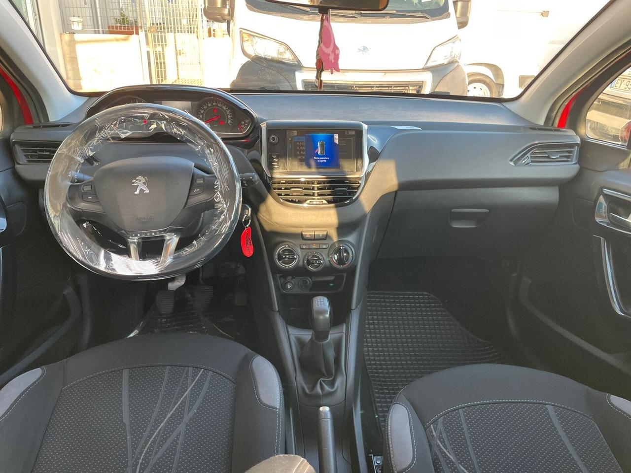 Peugeot 208 1.6 e-HDi 92 CV Stop&Start 5 porte Allure