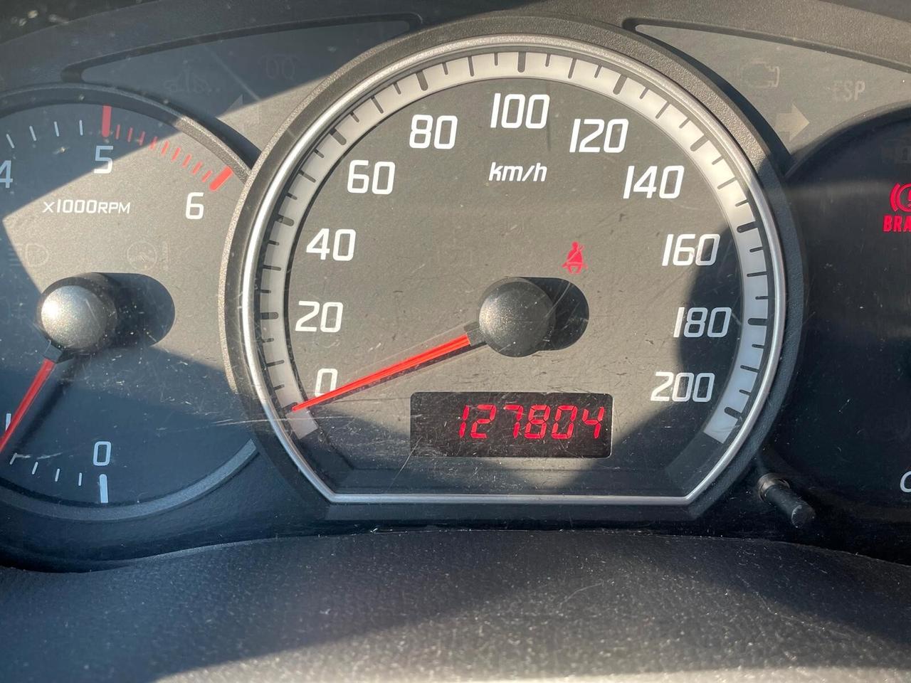 Suzuki Swift 1.3 75 cv