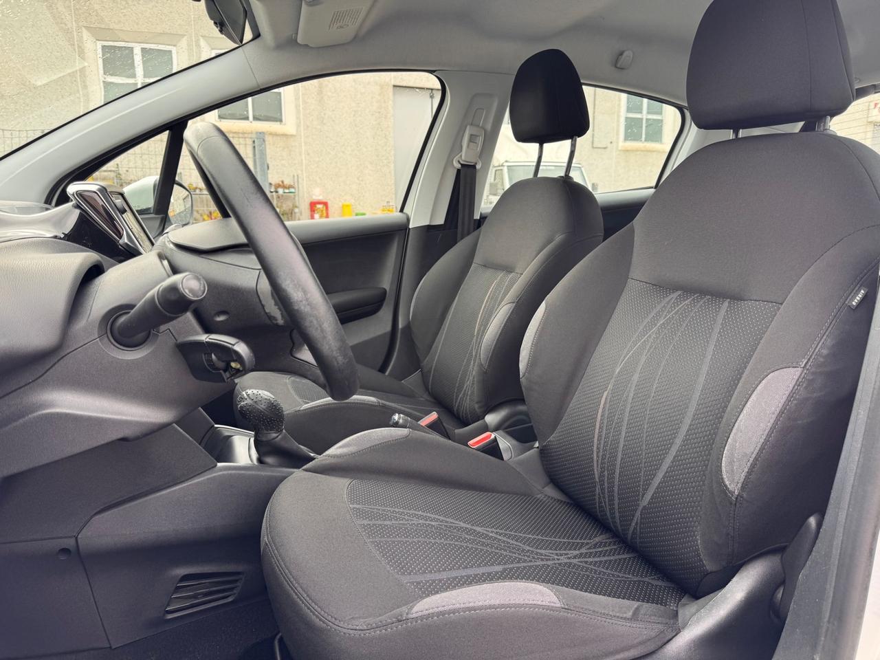 Peugeot 208 1.4 HDi Allure GARANZIA 12 MESI