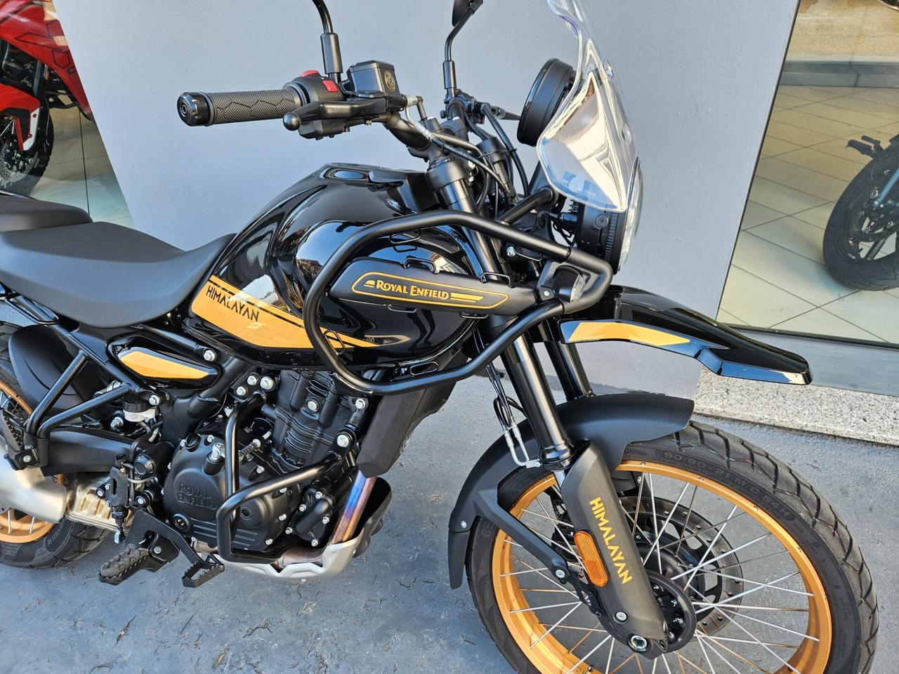 Royal Enfield Himalayan 450 - 2025