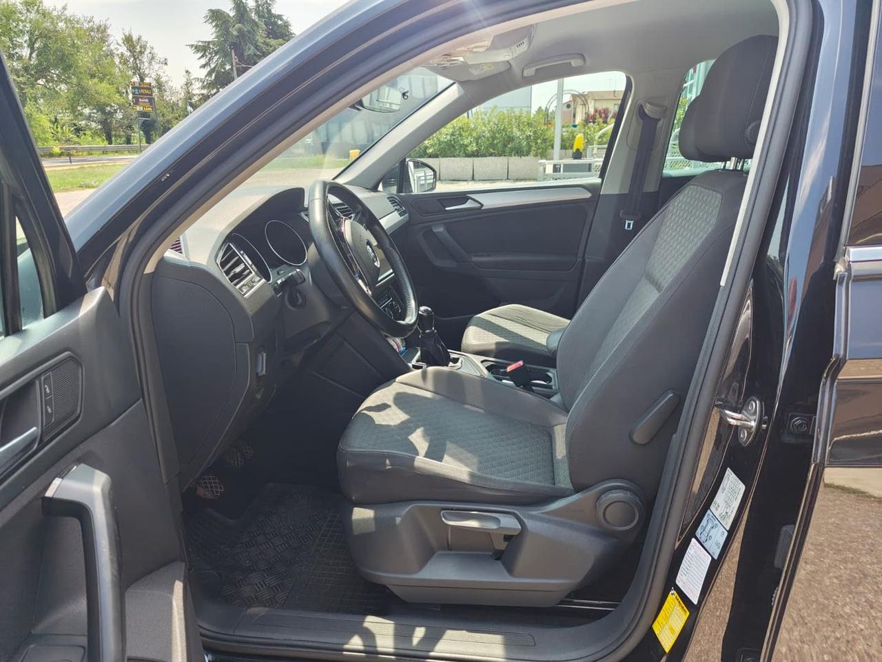 Volkswagen Tiguan Business 1.6 TDI #11814