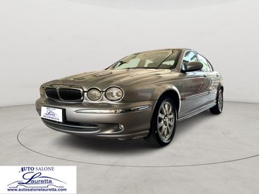 Jaguar X-Type 2.5 V6 24V cat Executive
