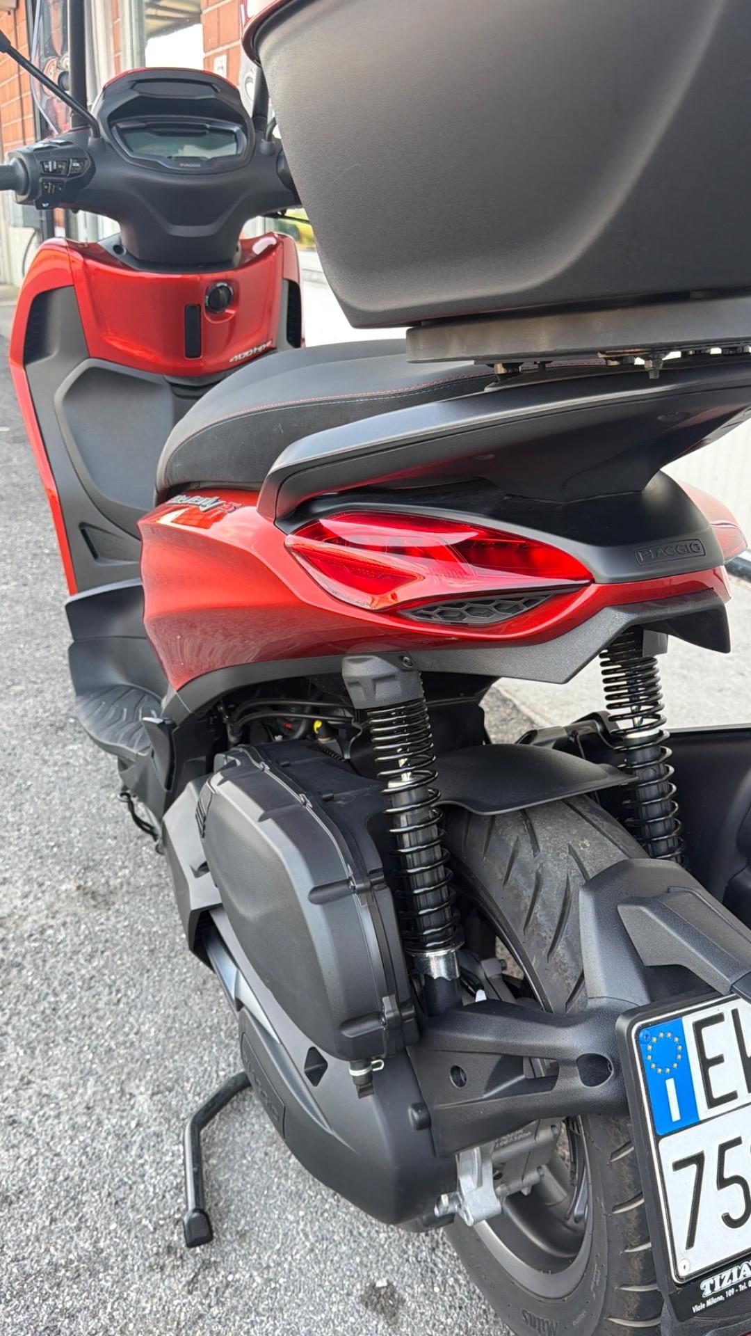 Piaggio Beverly 400 S