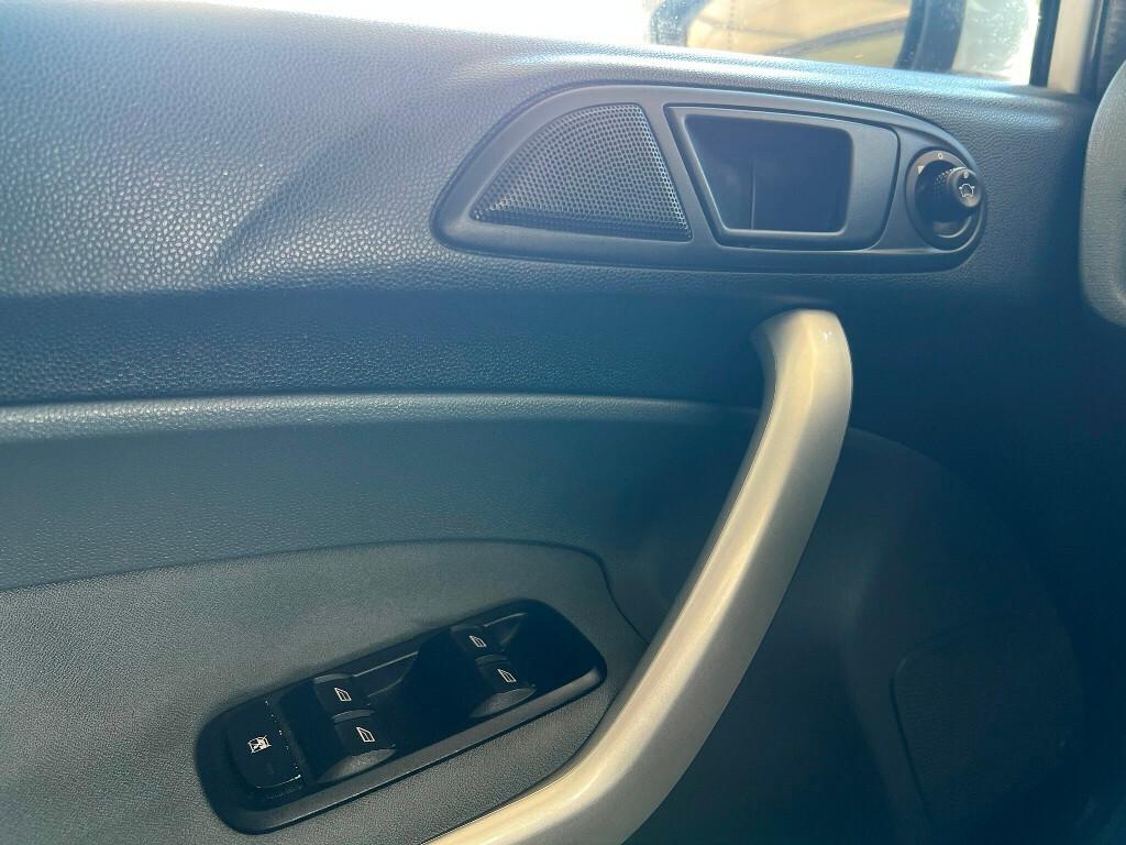 Ford Fiesta 1.4 TDCi Titanium 5p Unipro’