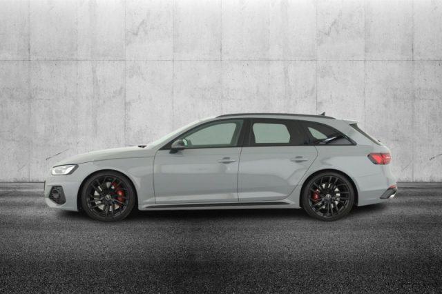 AUDI RS 4 Avant