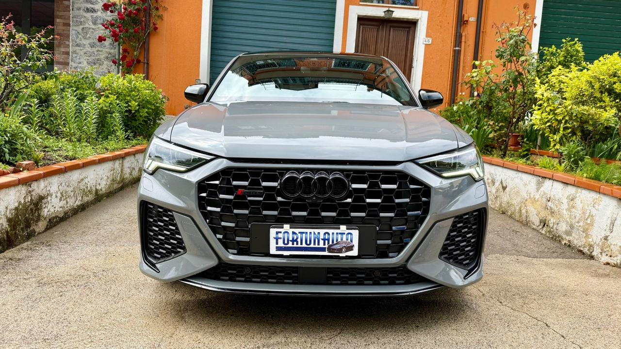 Audi Q3 RS SPB quattro S tronic
