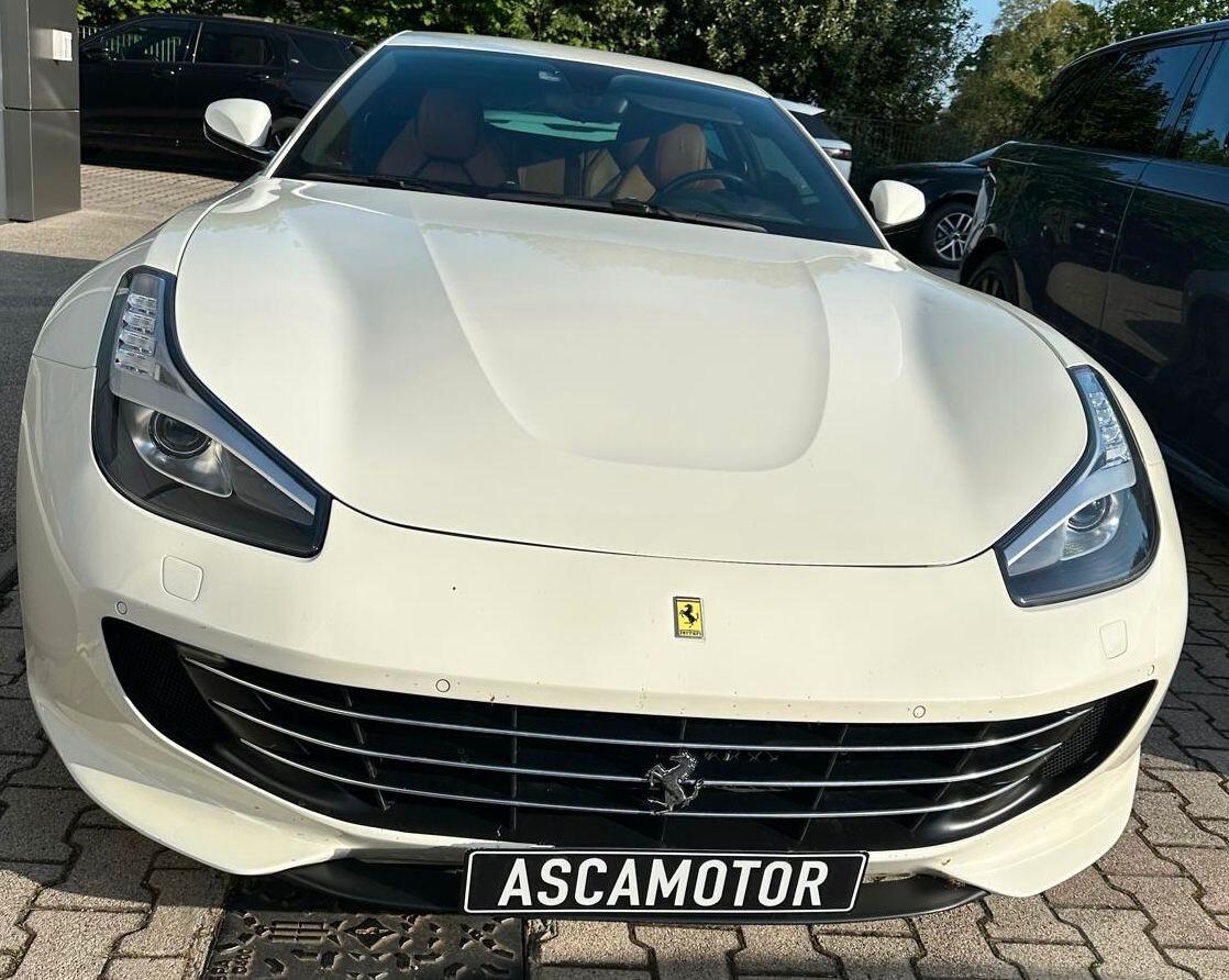 Ferrari GTC4 Lusso GTC4Lusso T