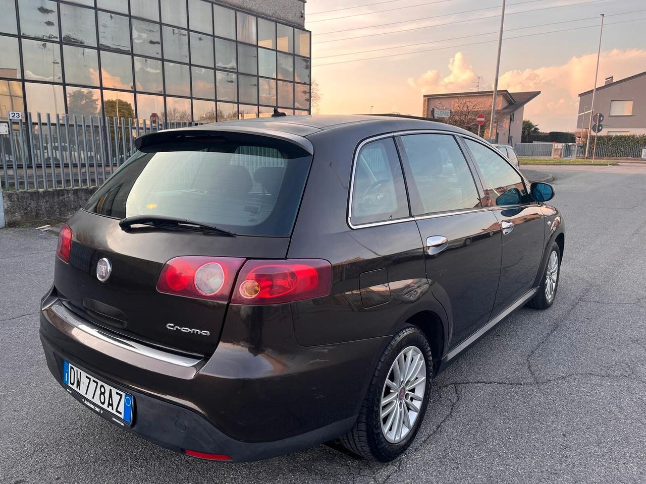 Fiat Croma 1.9 Multijet 16V Must