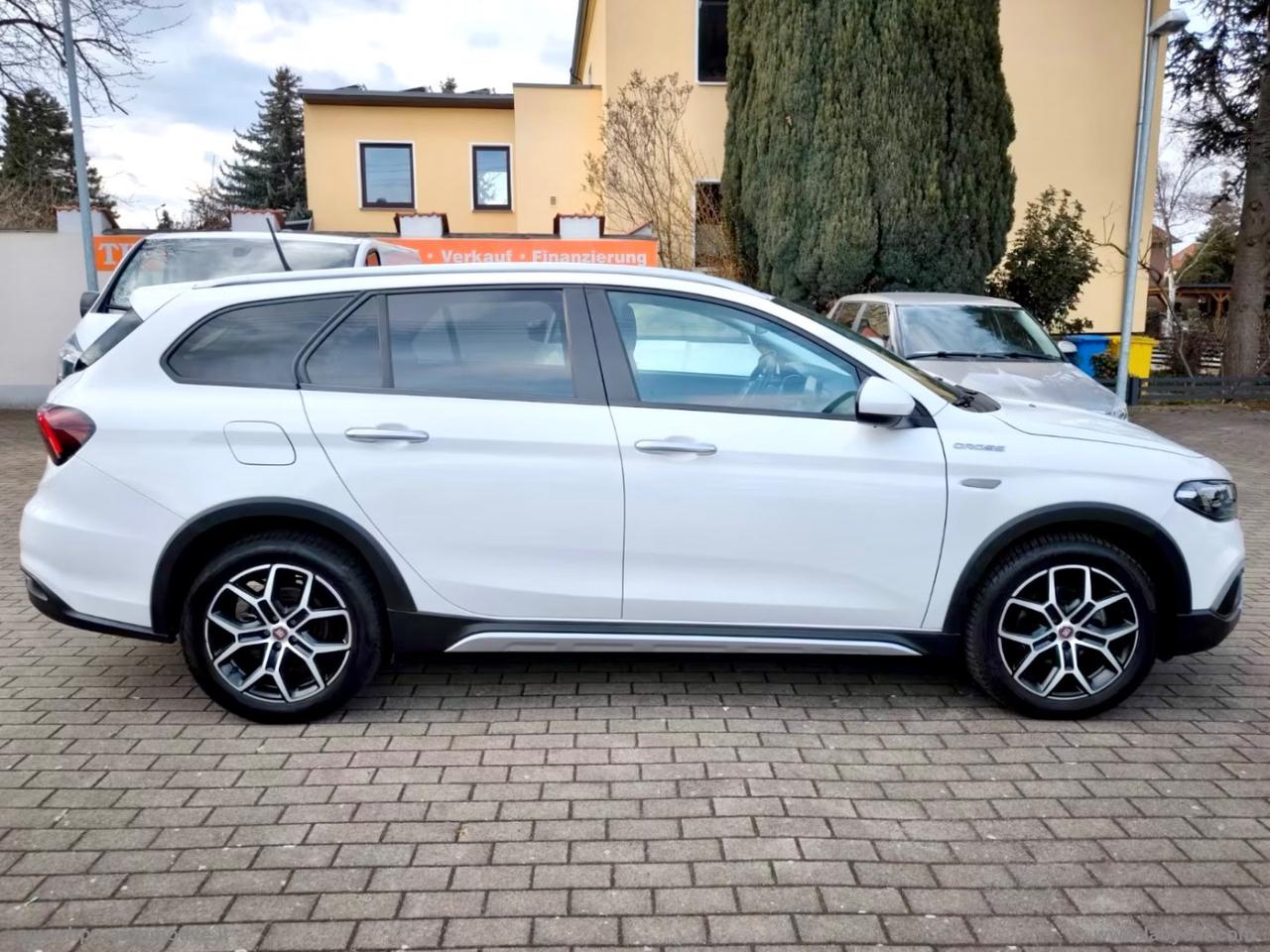 FIAT Tipo 1.6 Mjt 130CV S&S SW Cross DIGITAL COCKPIT CARPLAY