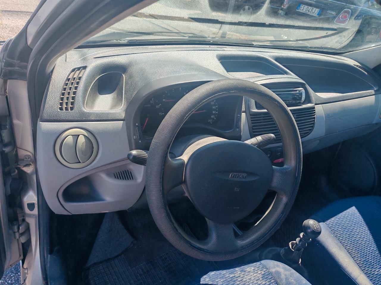 Fiat Punto 1.2 benzina 5 porte