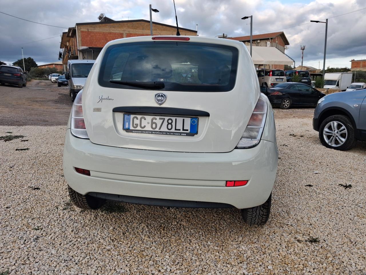 Lancia Ypsilon 1.2 Platino
