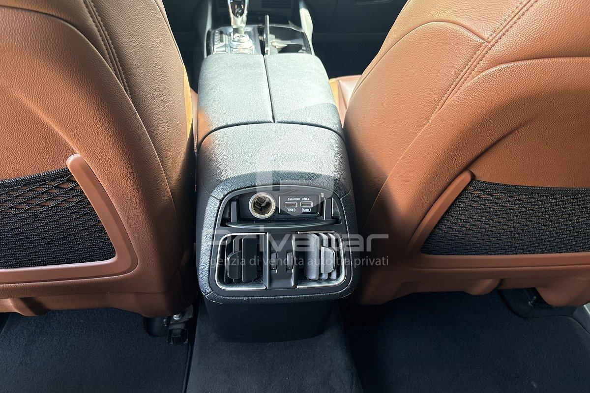 MASERATI Levante V6 Diesel 275 CV AWD