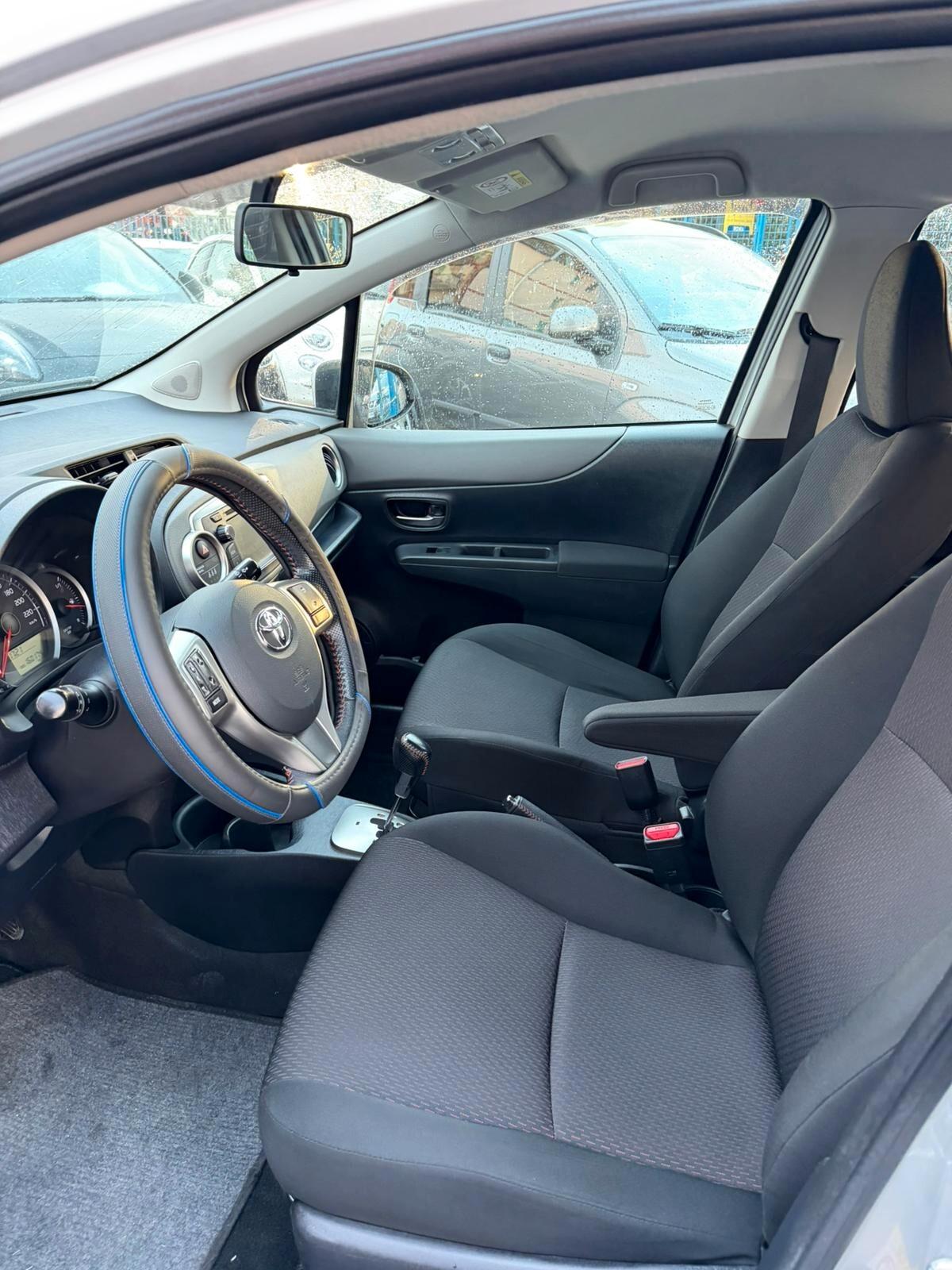 Toyota Yaris 1.4 **AUTOMATICA**