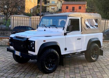 LAND ROVER Defender 90 2.2 TD4 Station Wagon