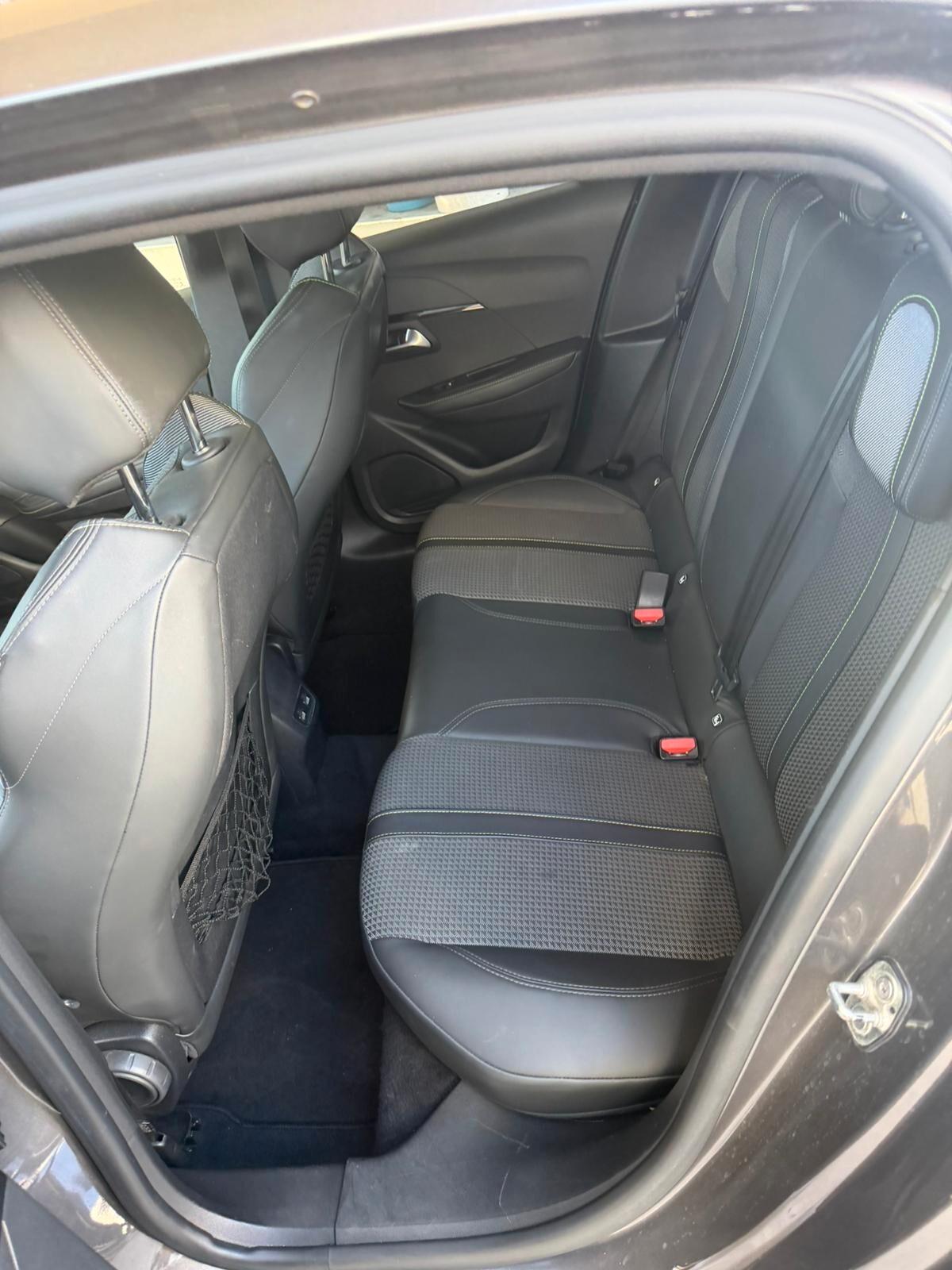 Peugeot 208 PureTech 100 Stop&Start EAT8 5 porte GT Line
