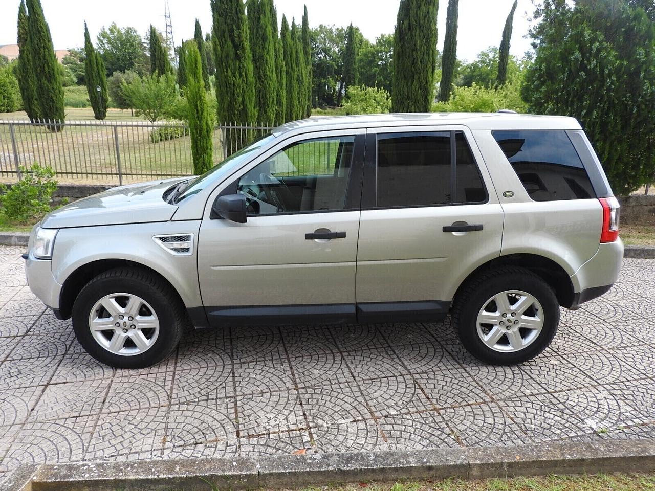 Land Rover FREELANDER 2.2 TD4