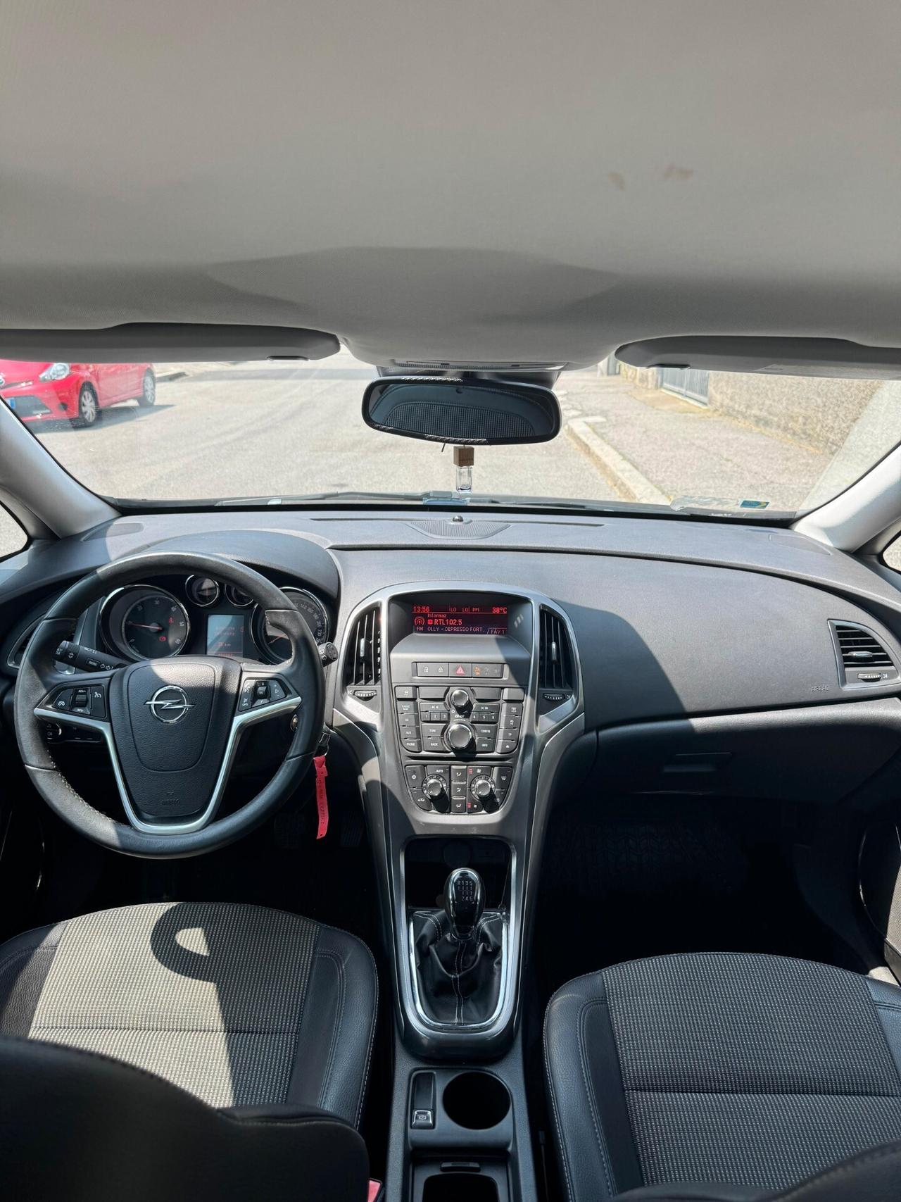 Opel Astra 1.7 CDTI 2011 STATION WAGON