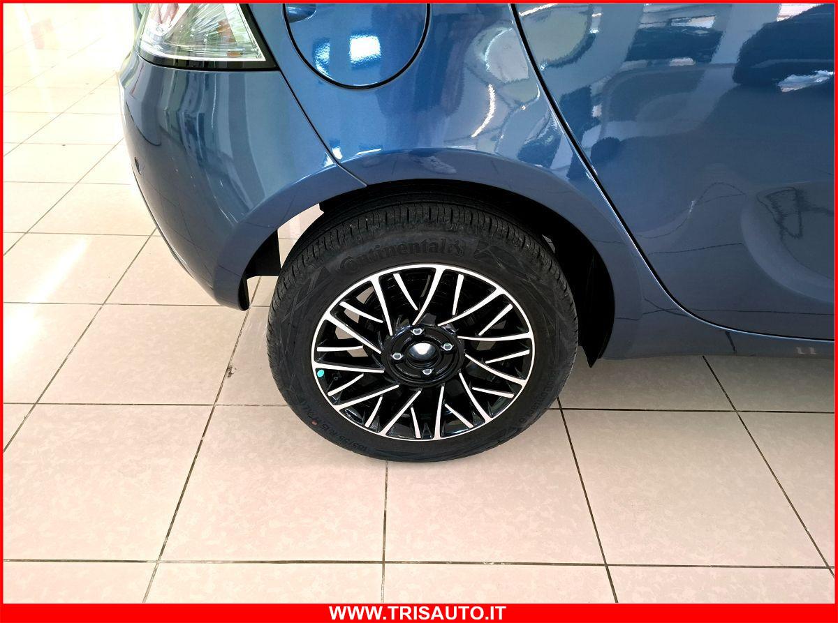 LANCIA Ypsilon 1.2 Ecochic Gpl NEOPATENTATI (ANDROID+APPLE)