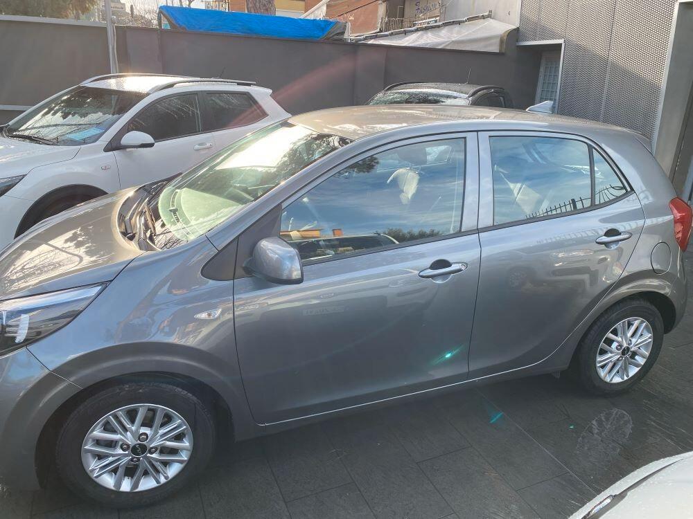 Kia Picanto 1.0 12V 5 porte Urban techno comfort