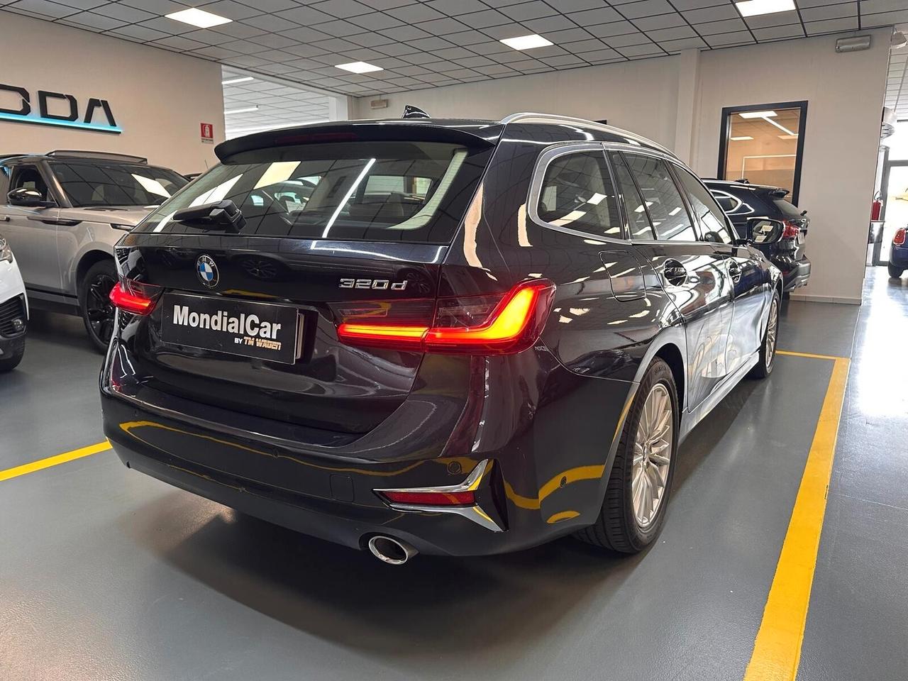 BMW 320 d Touring Luxury auto