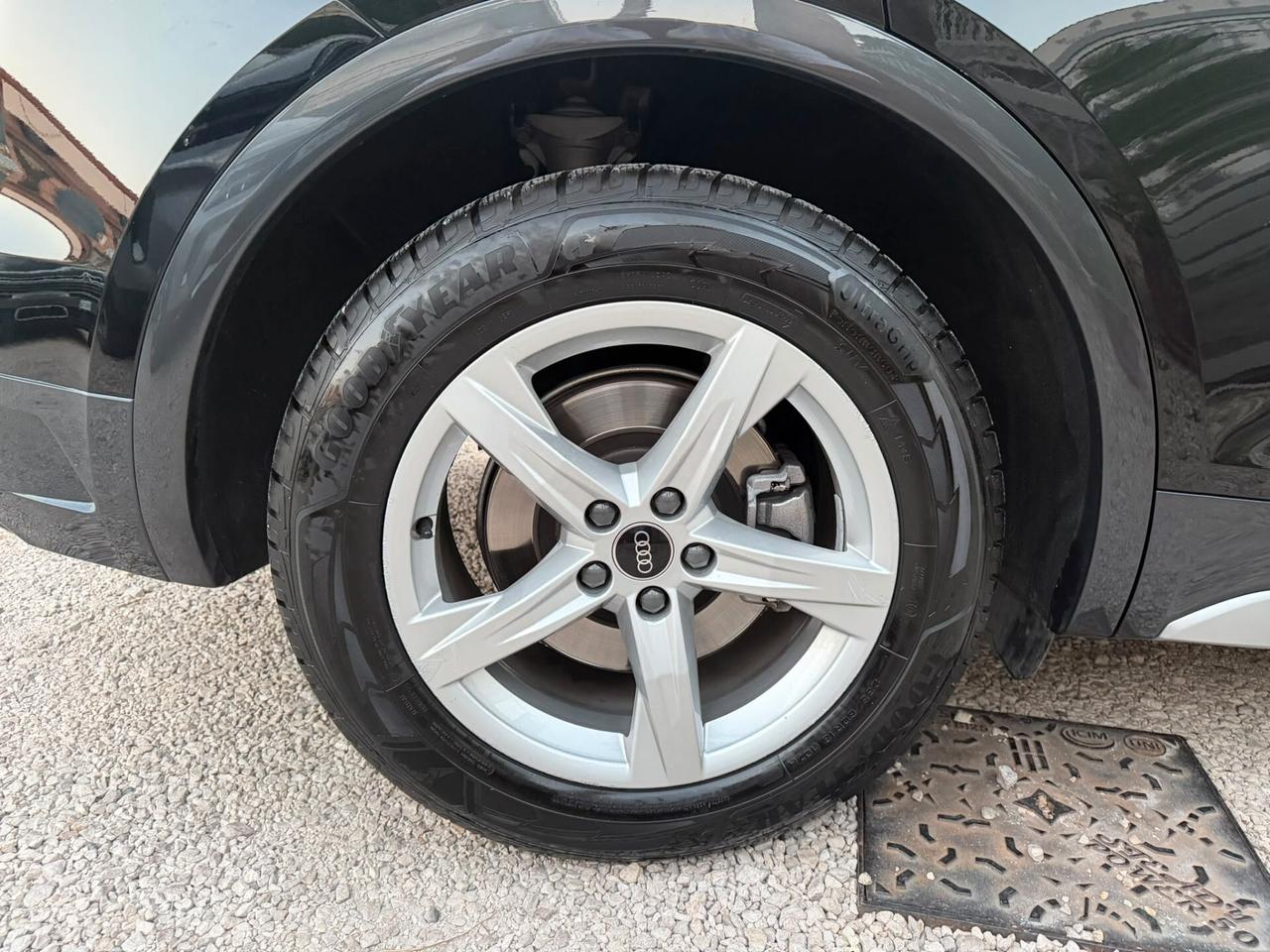 Audi Q5 35 TDI S tronic Business Advance