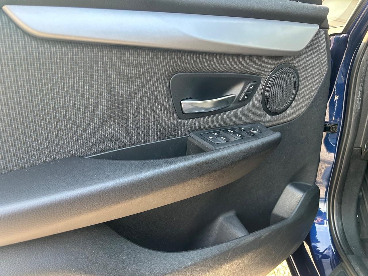 Bmw Active Tourer 216d Advantage cambio automatico