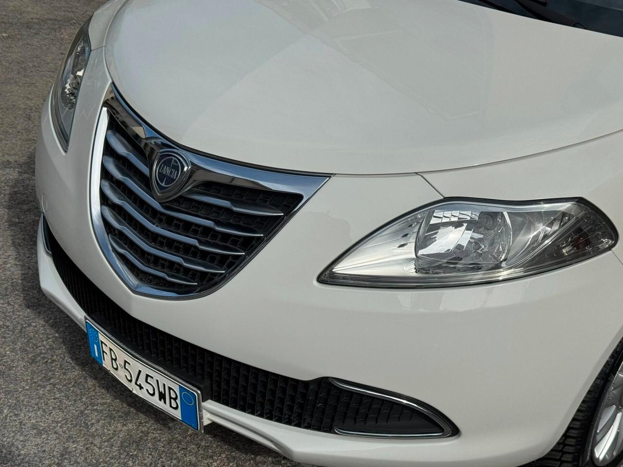 LANCIA YPSILON 1.2 BENZINA GOLD CERCHI PERFETTA