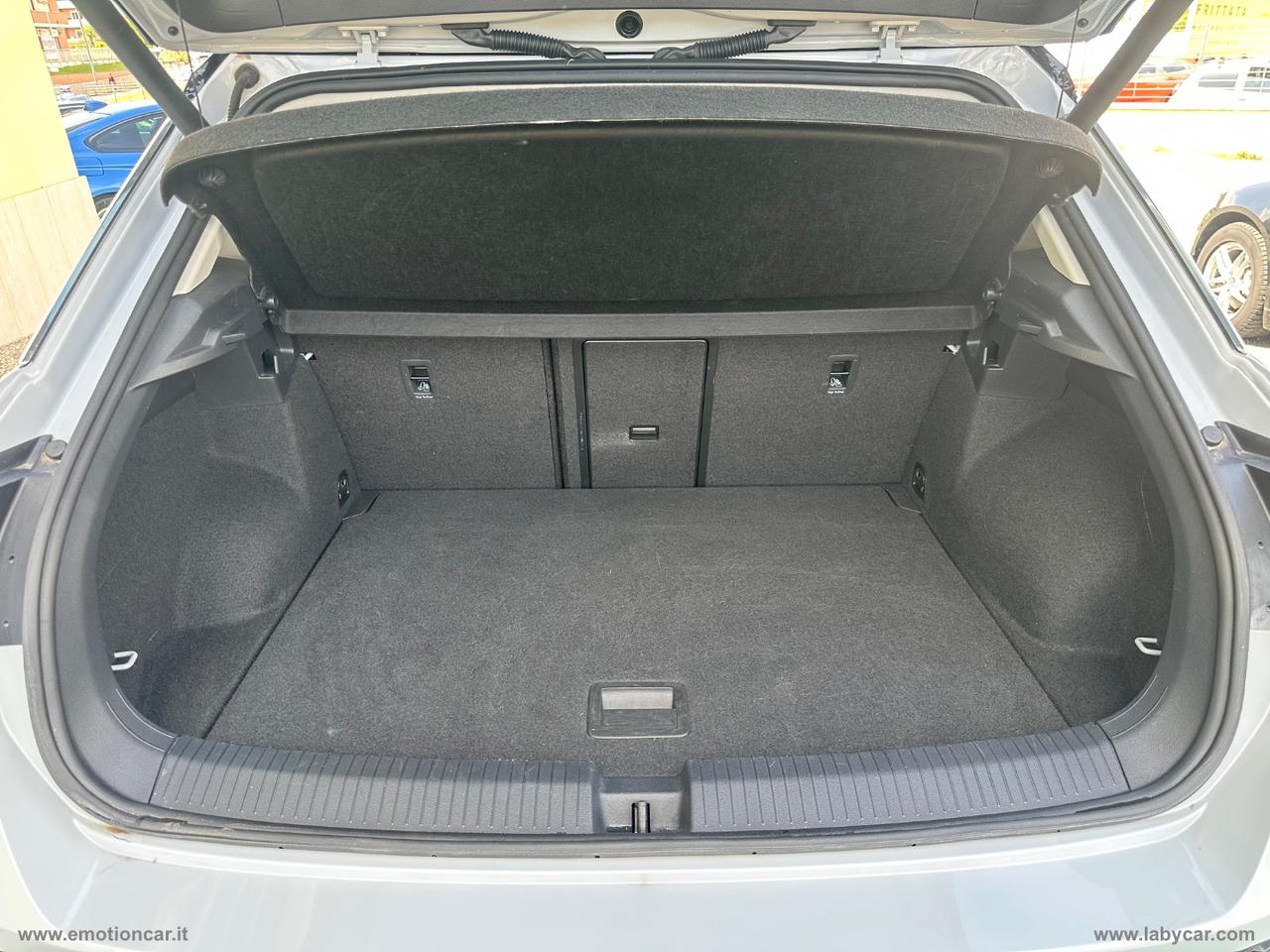 VOLKSWAGEN T-Roc 2.0 TDI 150 DSG Adv. - 2018