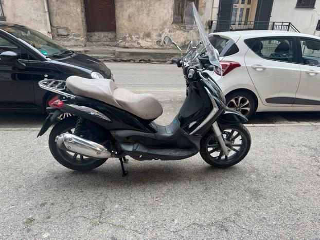 PIAGGIO BEVERLY CC250 ie CRUISER APPENA TAGLIANDAT