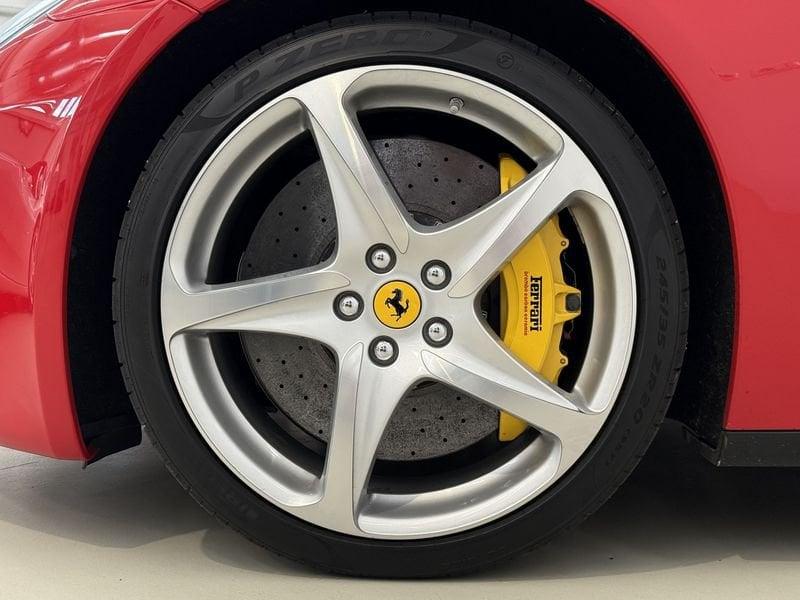Ferrari FF FF DCT - Sollevatore