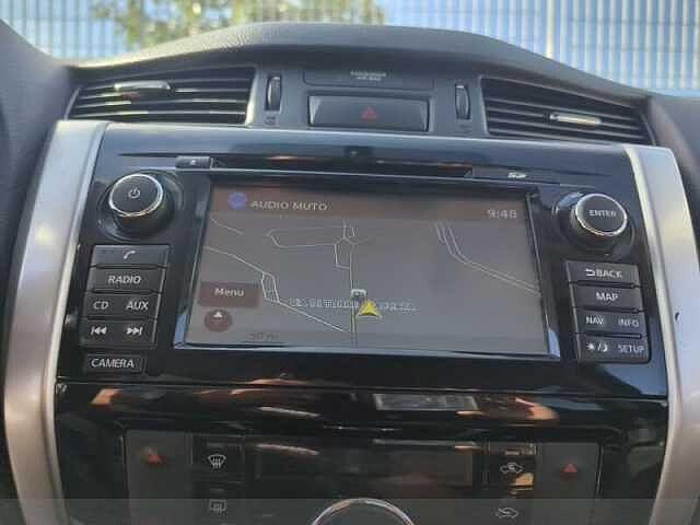 Nissan Navara Navara 2.3 dCi 4WD Double Cab N-Connecta