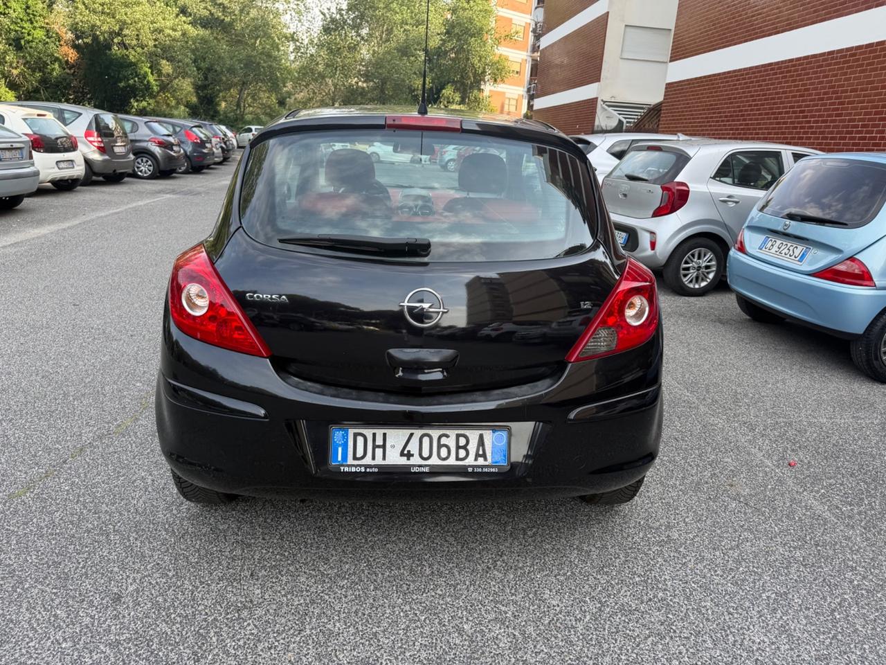 Opel Corsa 1.2 3 porte Enjoy
