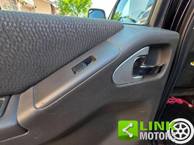NISSAN Navara 2.5 dci d.cab 190 CV Sport IVA COMPRESA