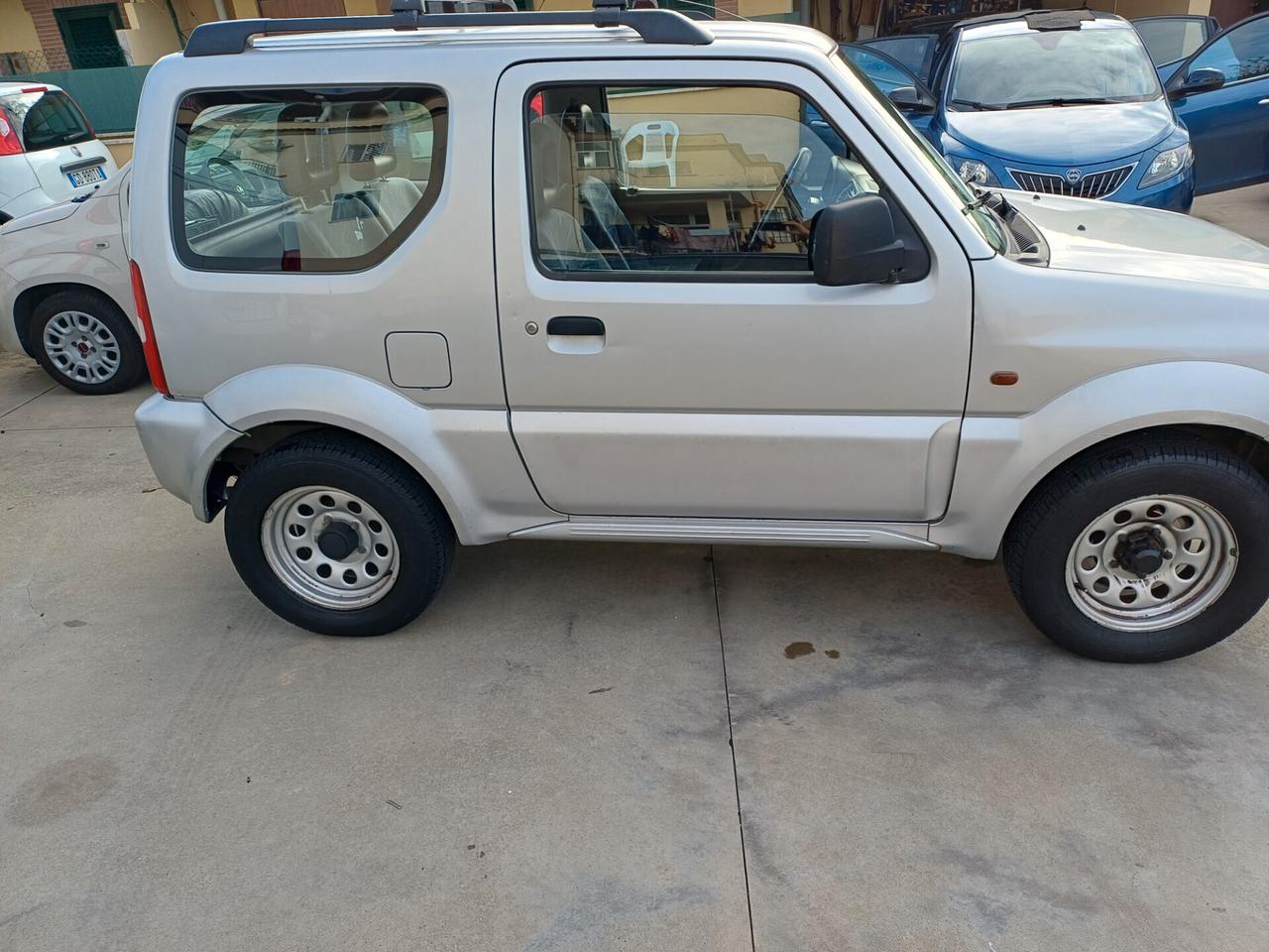 Suzuki Jimny 1.3i 16V cat 4WD JLX