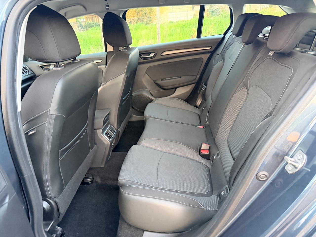 Renault Megane Mégane Sporter Blue dCi 115 CV EDC Equilibre