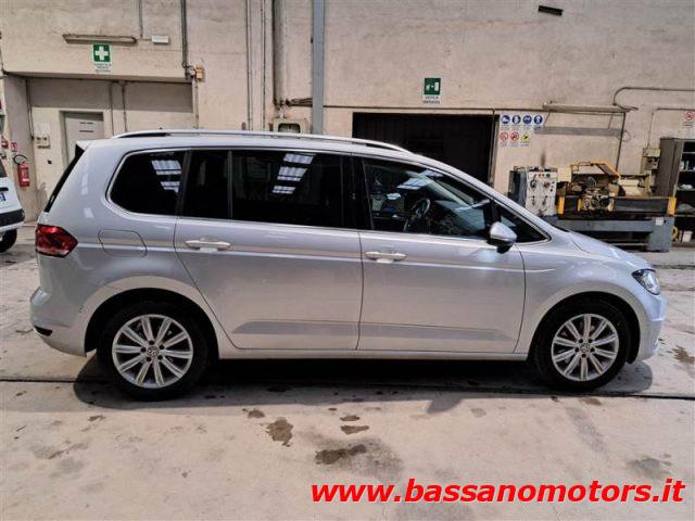 VOLKSWAGEN Touran 2.0 TDI 150 CV SCR DSG Executive BlueMotion Tech.