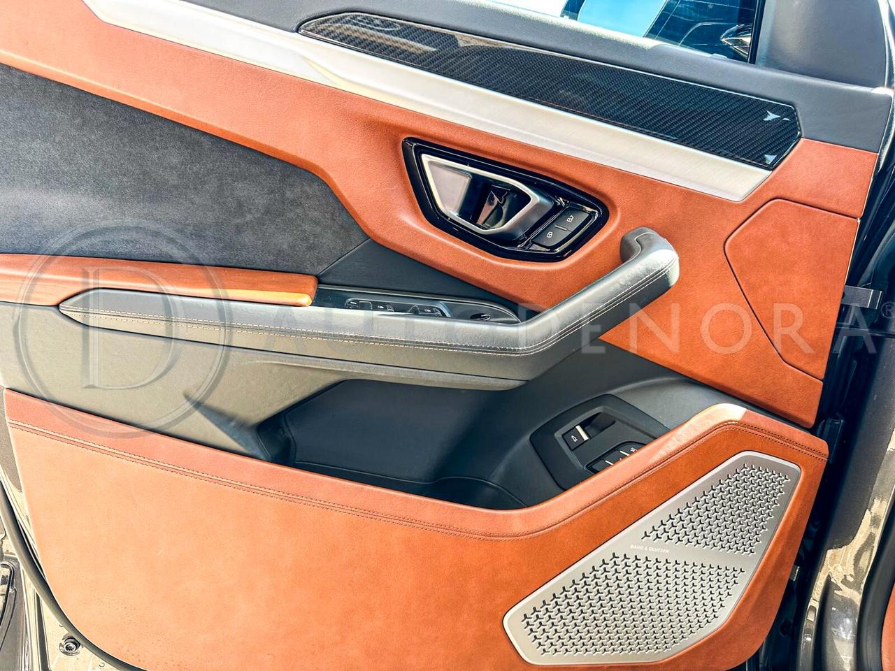 Lamborghini Urus 4.0#LED#PELLE#CAM360#CARPLAY