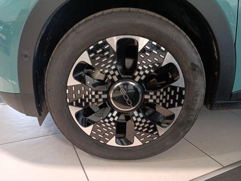 FIAT 600 1.2 Hybrid 110cv La Prima II