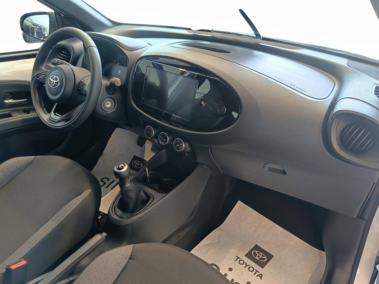 TOYOTA Aygo X 1.0B ACTIVE MT - MY24