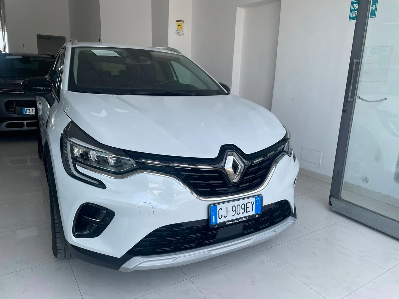 Renault Captur Plug-in Hybrid E-Tech 160 CV Intens