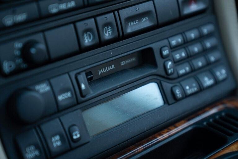 1998 JAGUAR XK8 COUPE GENTLEMEN SPEC - JAG00093