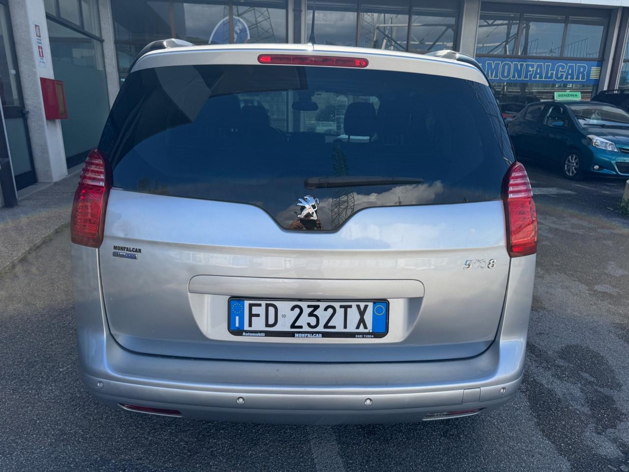 Peugeot 5008 BlueHDi 120 Allure 2016