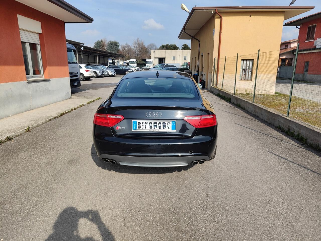 Audi S5 .