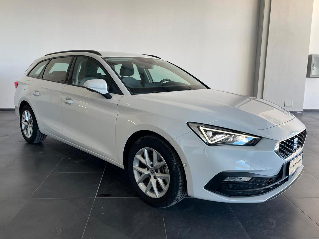 SEAT Leon IV 2020 Sportstourer - Leon Sportstourer 2.0 tdi Business 150cv dsg