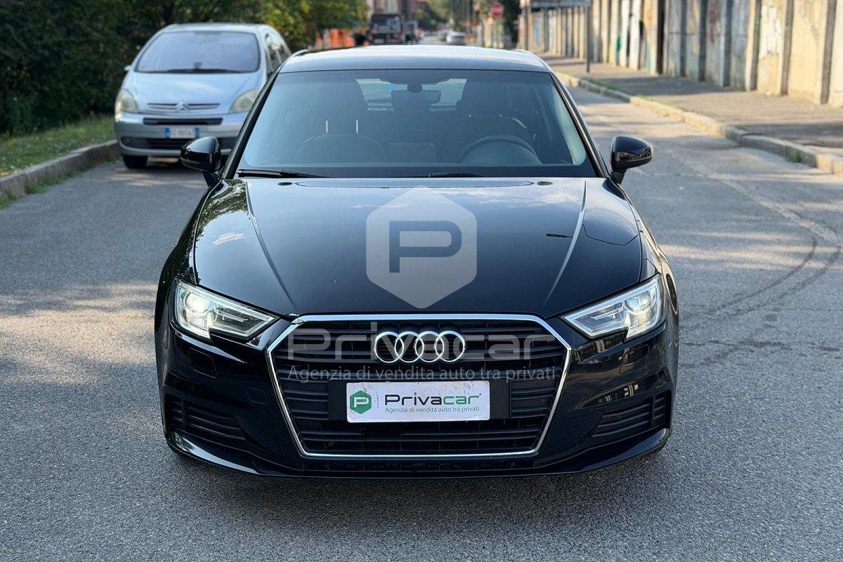 AUDI A3 1.0 TFSI S tronic Business