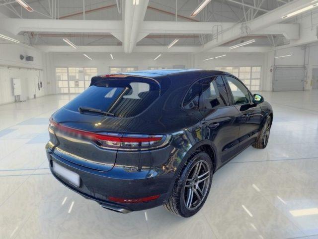 PORSCHE Macan 2.0